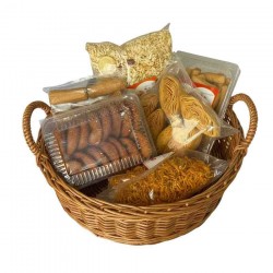 Namkeen & Sweets Basket Namkeen & Sweets Basket