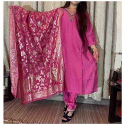 Pink Kurta Set with Brocade Dupatta