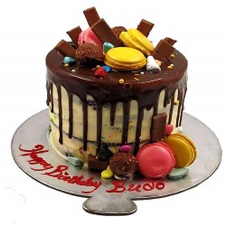 Chocolate Cake with Macaroons Toppings - 2 lbs