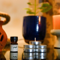 Half-Glazed Aroma Pot with essential oil and tealight candles Oil Diffuser set Half-Glazed Aroma Pot with essential oil and tealight candles Oil Diffuser set